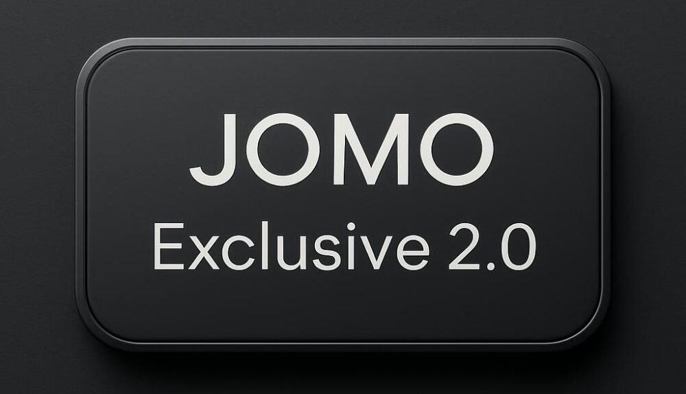 Czym wyróżnia się przycisk JOMO Exclusive 2.0 pod względem designu i funkcji?